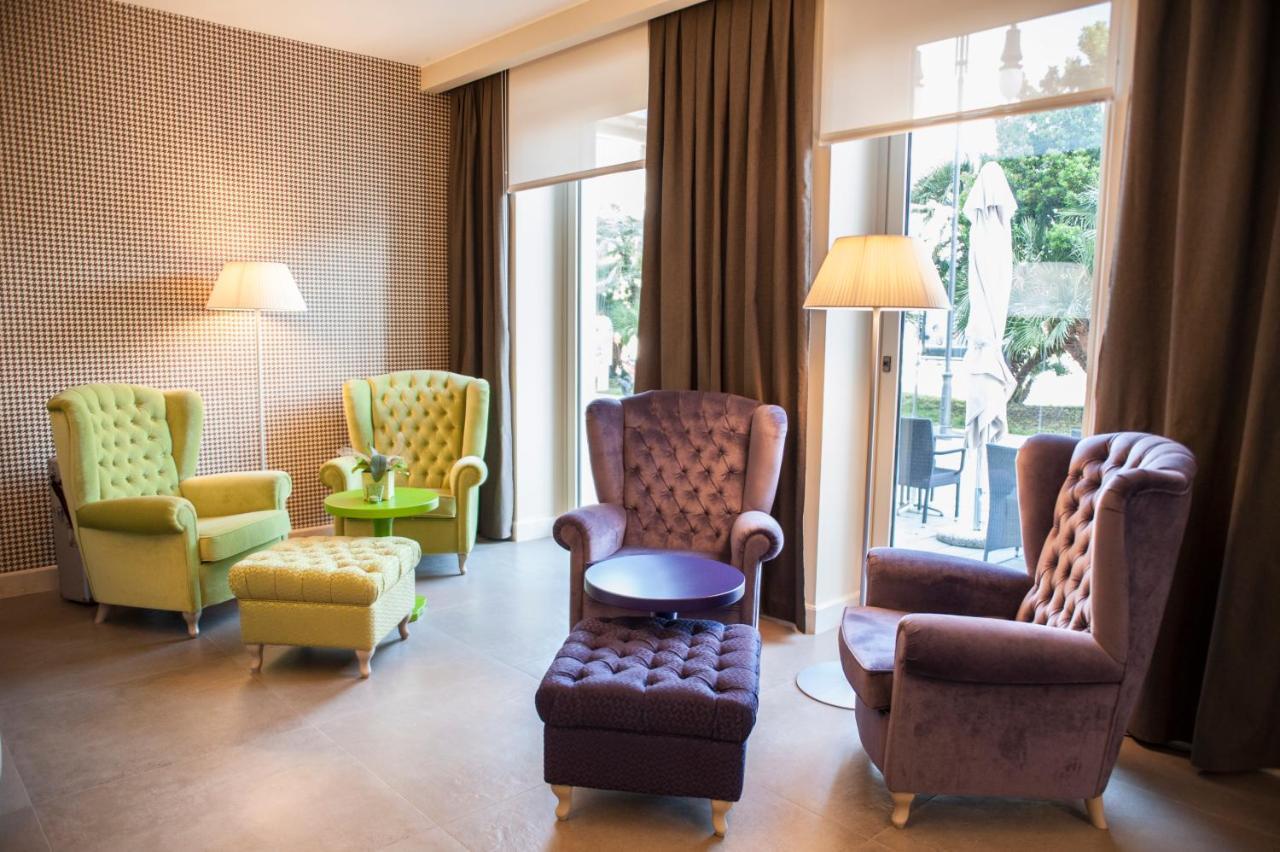 Hotel Metropole กราโด ภายนอก รูปภาพ